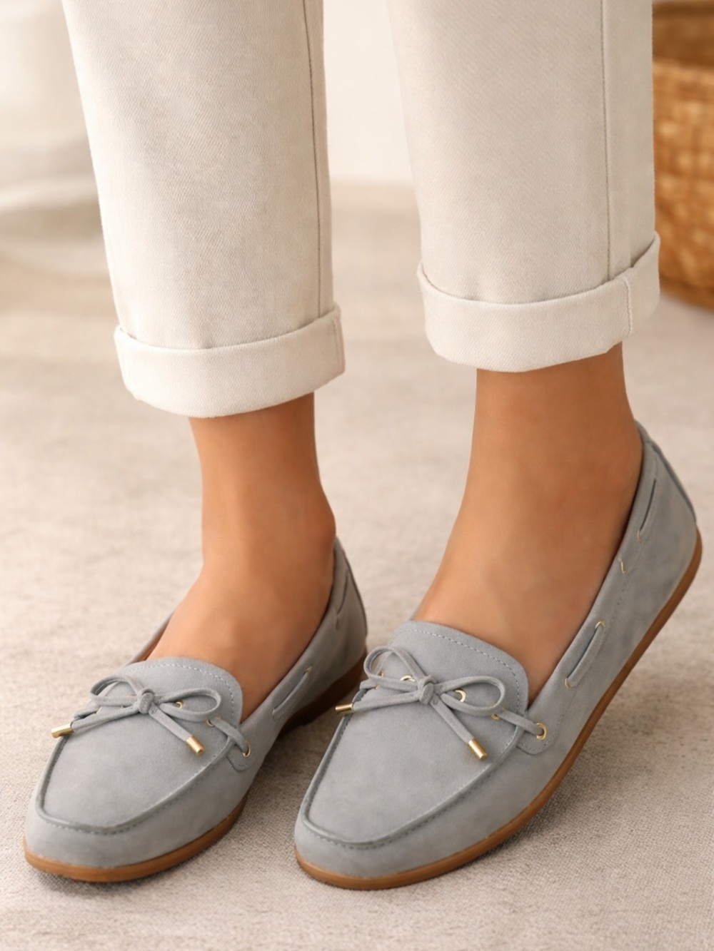 Dolce Vita Light Gray Suede Bow Loafers Size 7.5